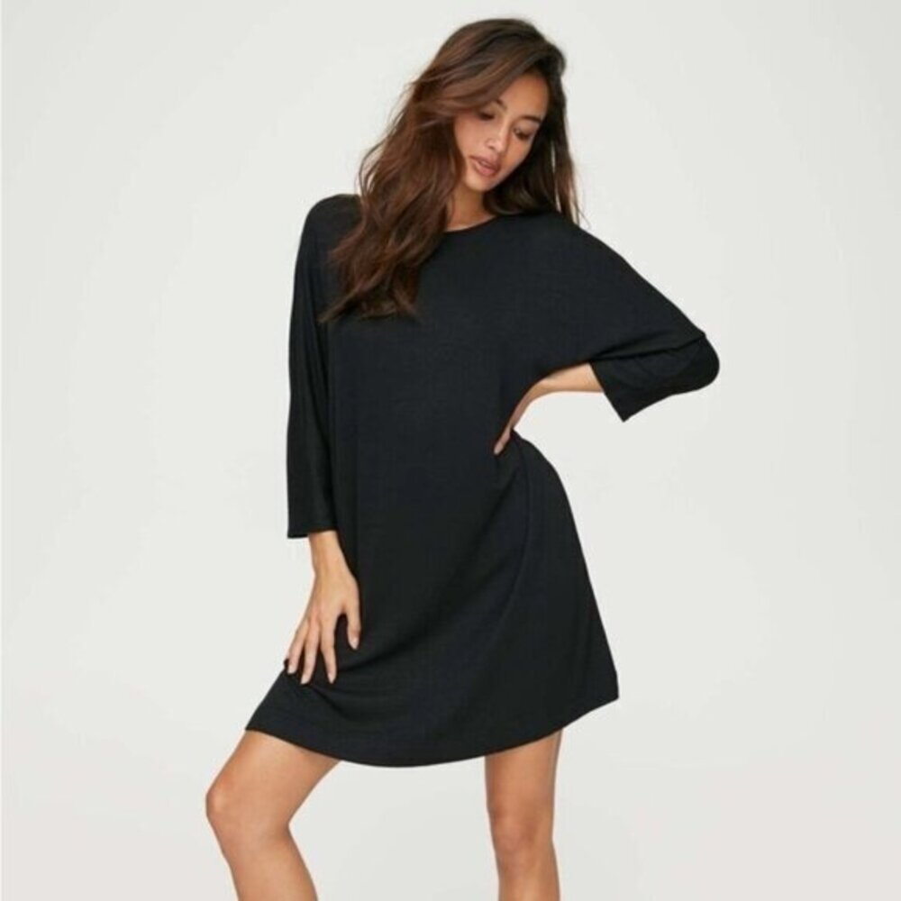 Aritzia WF woman’s T-shirt Dress XS black neutral minimalist casual coastal